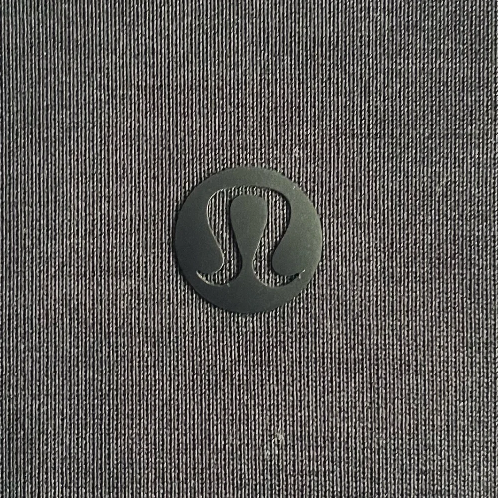 BNWT Lululemon Brushed Softstreme Half Zip - Picture 4 of 4
